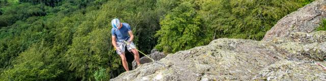 Escalada en los montes Bourbonnaise