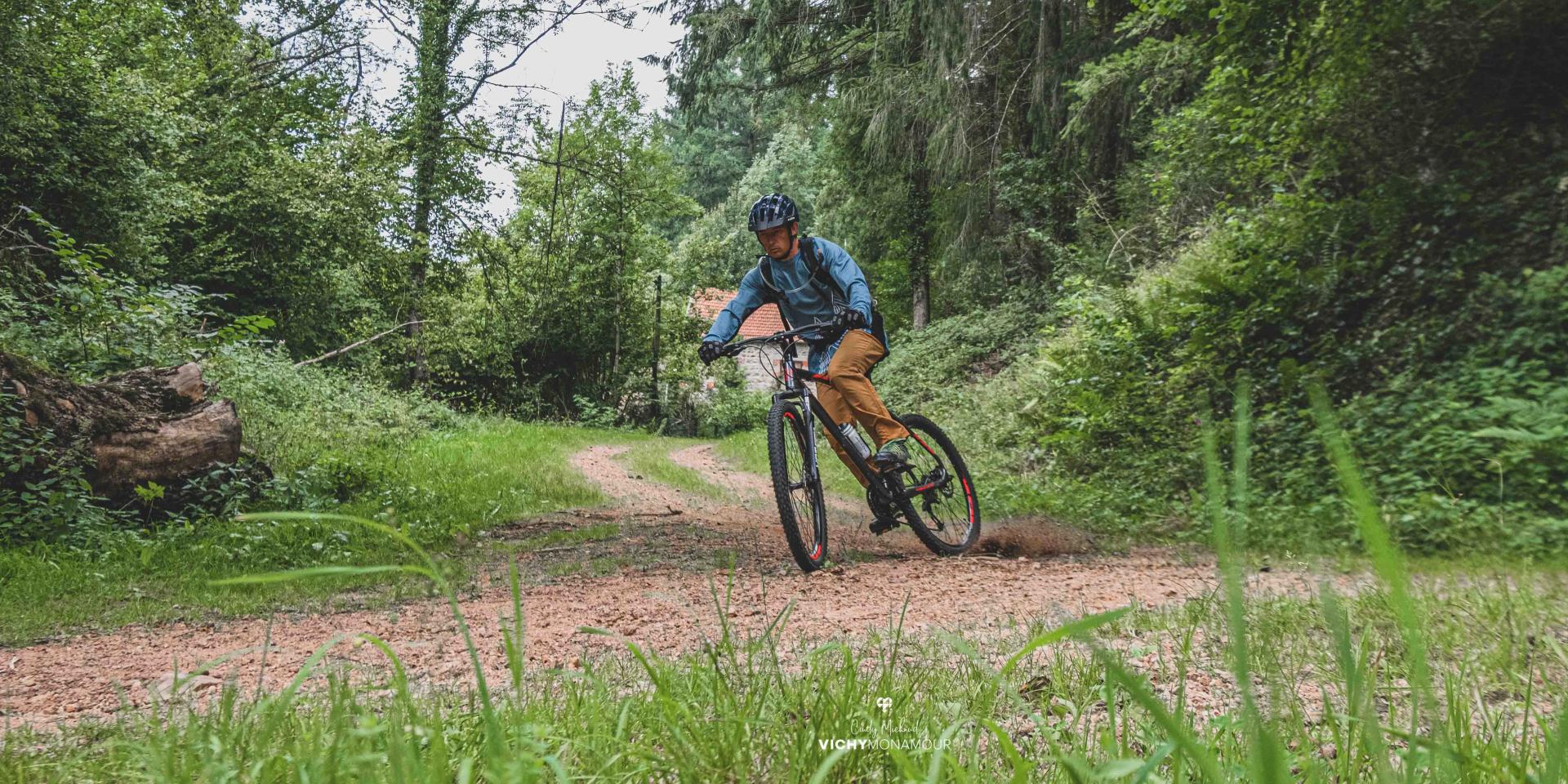 VTT en Montagne bourbonnaise