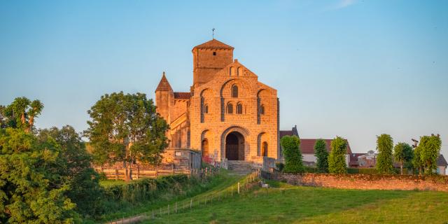 Church of Notre-Dame de Châtel-Montagne