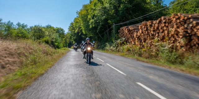 Motorrad-Roadtrip in den Montagne Bourbonnaise